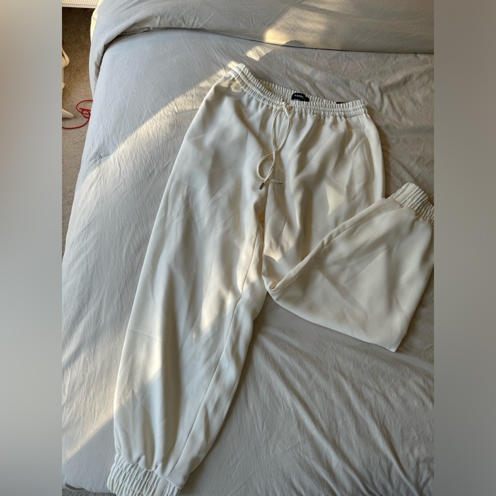 Off white business casual joggers